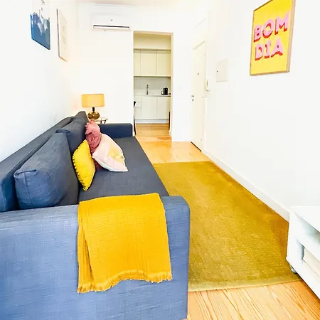 Charming Santos With Patio