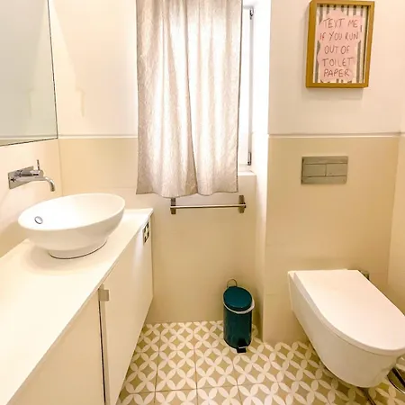 Apartmán Lisbon Charming Santos Apartment With Patio *